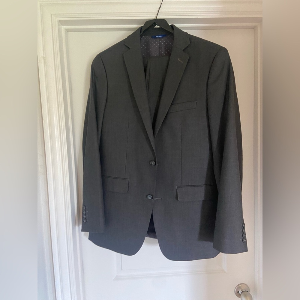Apt. 9 Charcoal Gray Suit